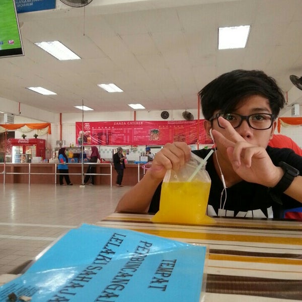 Kafeteria Kamsis Politeknik Shah Alam Cafe