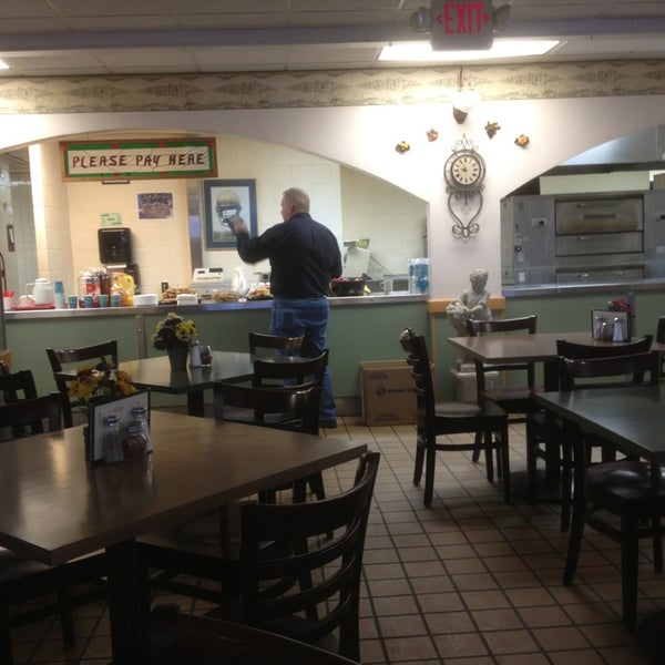 Photo taken at Fricano&#39;s Pizza Restaurant by Aaron J. on 2/7/2013