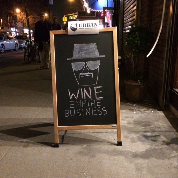 Foto tomada en Urban Wines NYC  por Edward F. el 3/12/2014