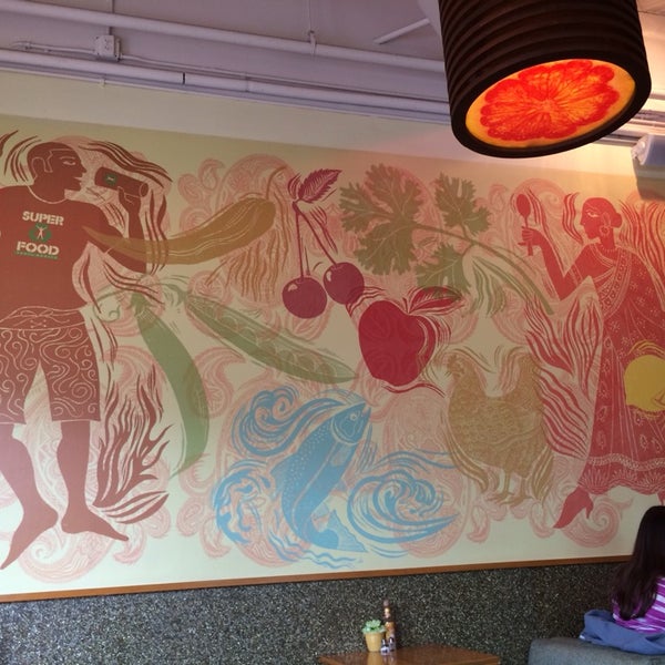5/24/2014 tarihinde Radhika K.ziyaretçi tarafından SuperFood Cafe'de çekilen fotoğraf