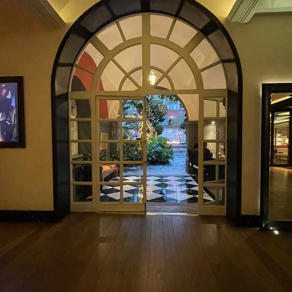 1/17/2022 tarihinde SEAN H.ziyaretçi tarafından Four Seasons Hotel'de çekilen fotoğraf