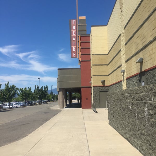 Cinemark Redding 14 and XD Movie Theater in Redding