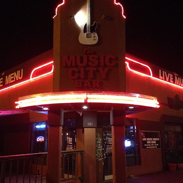 Photo taken at Music City Bar and Grill by Rich H. on 6/3/2014