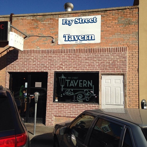 รูปภาพถ่ายที่ Fry Street Tavern โดย Rich H. เมื่อ 1/26/2014