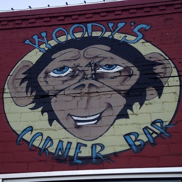 Снимок сделан в Woody&#39;s Corner Bar пользователем Rich H. 1/23/2014