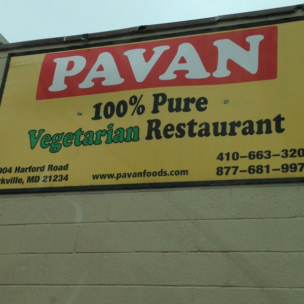 2/26/2013에 Chris M.님이 Pavan Foods에서 찍은 사진
