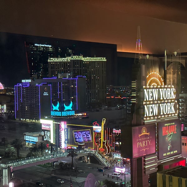 Photo taken at New York-New York Hotel &amp; Casino by Aaron M. on 8/24/2023
