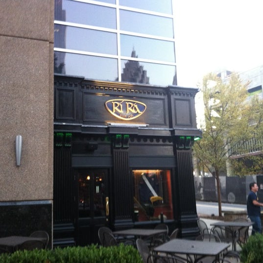 11/17/2012에 Ryan H.님이 Rí Rá Irish Pub에서 찍은 사진