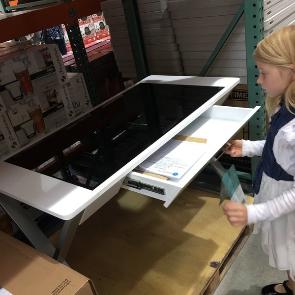 Fotos bei Costco St. James Industrial Winnipeg, MB