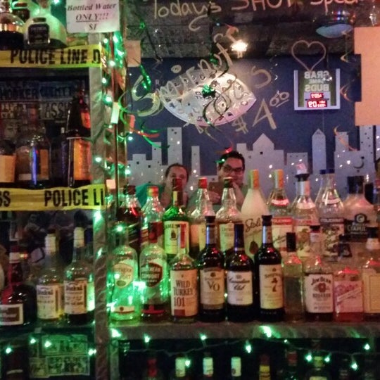 Photos at NYPD New York Pizza Delivery Downtown Palm Springs 20 tips