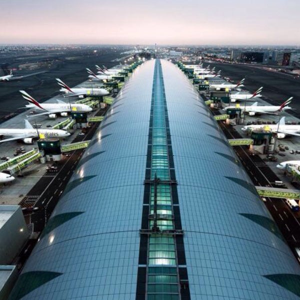 Foto scattata a Aeroporto di Dubai (DXB) da fivefingers w. il 10/30/2015