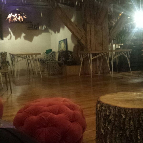 Foto tirada no(a) Restorāns &quot;Dārzs&quot; - Lounge por Olga M. em 12/9/2014