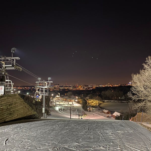 Photo taken at Hyland Ski and Snowboard Area by Keaton on 12/19/2019