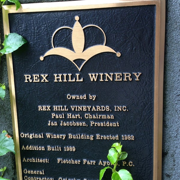 รูปภาพถ่ายที่ REX HILL Vineyards &amp; Winery โดย Katrin เมื่อ 5/24/2013