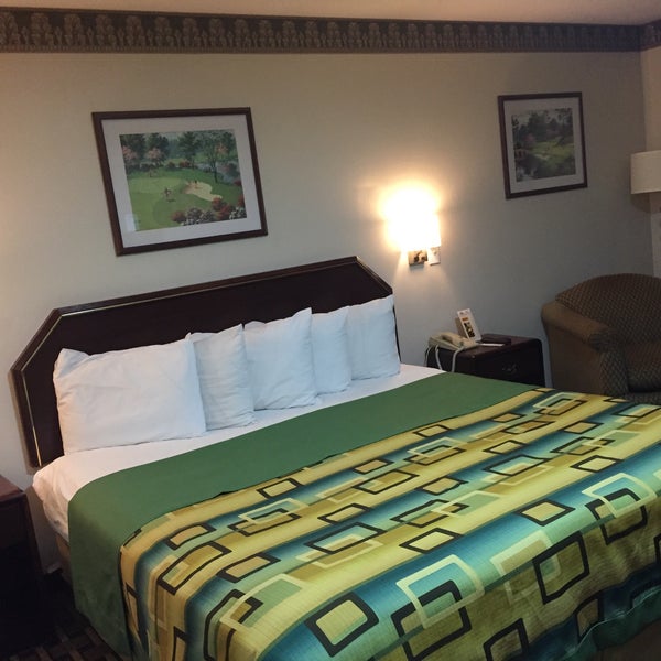 Photos At Days Inn And Suites Huntsville 1 Tip - 