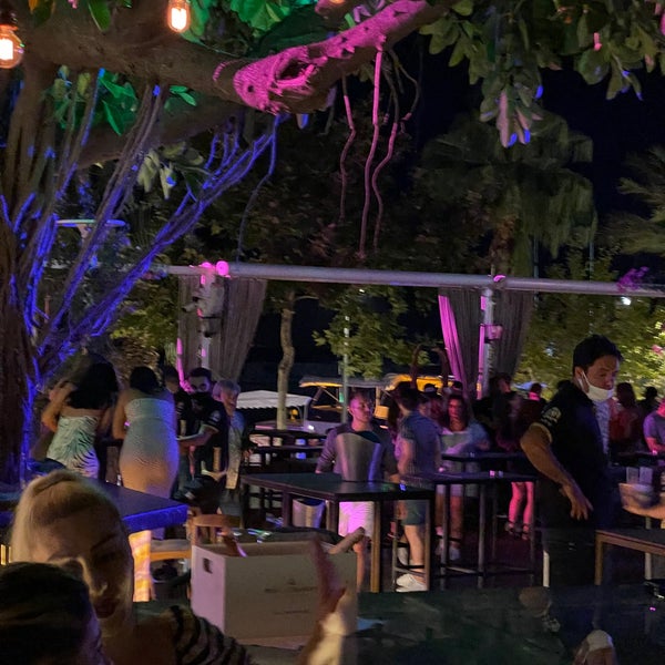 Foto scattata a Liman Restaurant Lounge Club da Pltt il 9/25/2021
