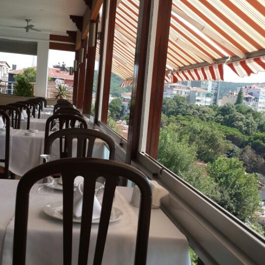 Снимок сделан в Su&#39;dan Restaurant пользователем Tarık Ç. 7/21/2013