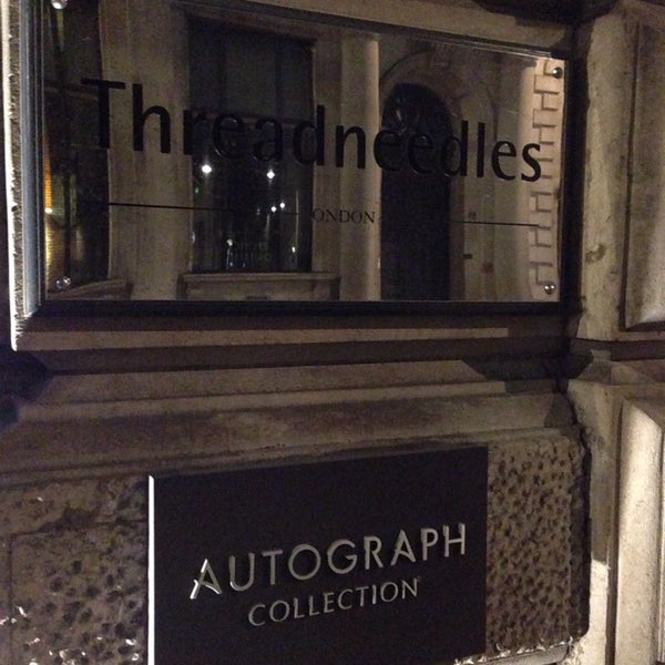 Photo taken at Threadneedles, Autograph Collection by Abdulla A. on 10/3/2014
