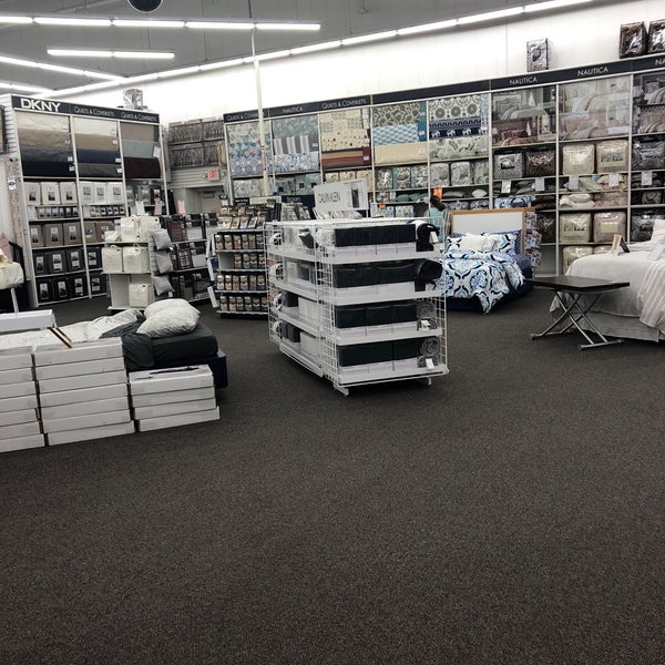 Bed Bath & Beyond South Auburn 1101 Outlet Collection Way, Ste 1260