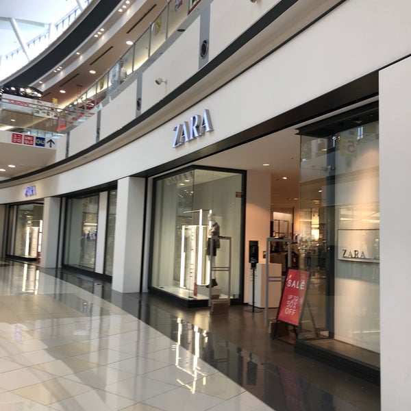 Zara Clothing Store Zara Clothing Store