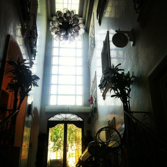 Foto tirada no(a) Hotel Amira Istanbul por Kamer T. em 11/6/2012