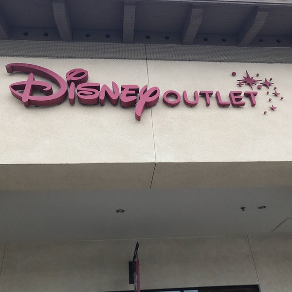 Disney Store Toy Store in Camarillo