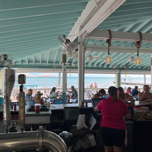 1/20/2022 tarihinde David C.ziyaretçi tarafından Southernmost Beach Cafe'de çekilen fotoğraf