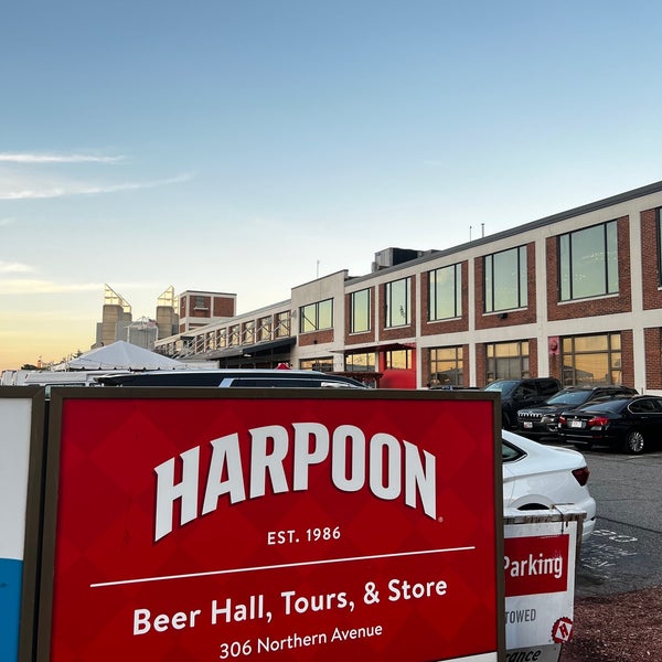 Photo taken at Harpoon Brewery by David C. on 9/14/2023