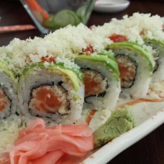 Foto diambil di Sushi Joe oleh @SoFLBrgOverload pada 10/10/2013
