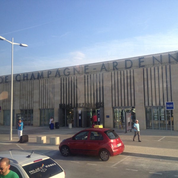 Photos à Gare SNCF de ChampagneArdenne TGV Gare