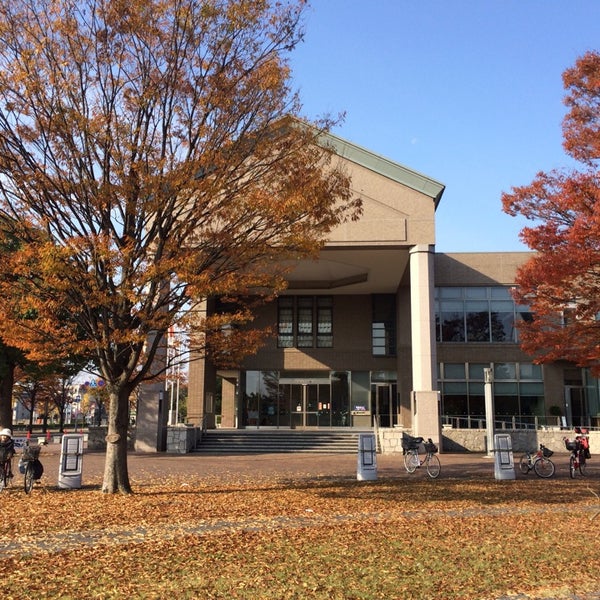 Photos At 佐賀市立図書館 佐賀市 佐賀県