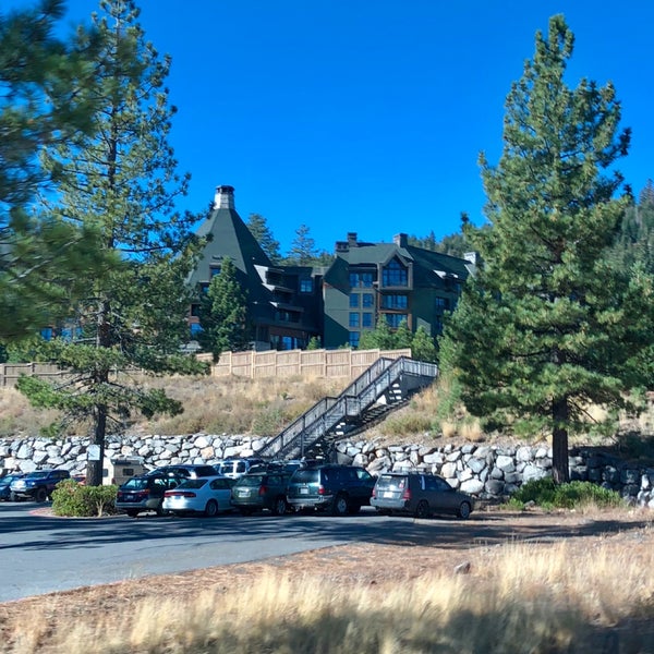 10/17/2018 tarihinde Matt T.ziyaretçi tarafından The Ritz-Carlton, Lake Tahoe'de çekilen fotoğraf