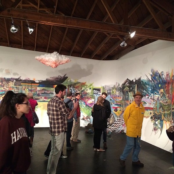 4/5/2014에 Jay R.님이 Oakland Art Murmur HQ에서 찍은 사진