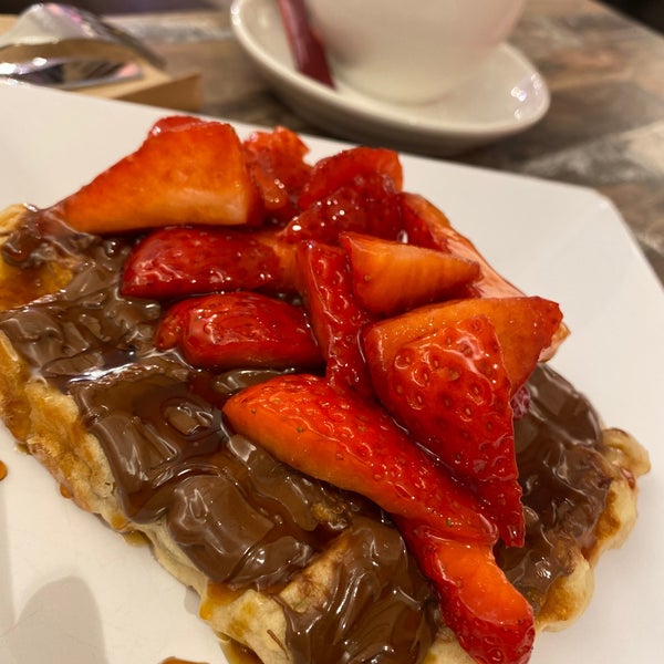 Crepes & Waffles Dessert Shop in Amsterdam