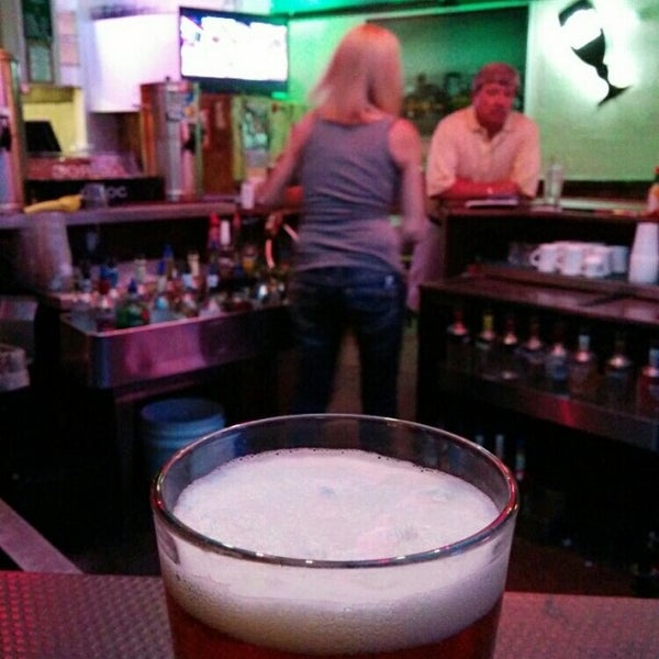 Photos at Bob Dobb's Sam Hughes 11 tips from 503 visitors