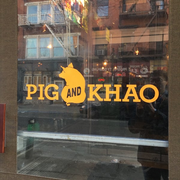 Снимок сделан в Pig and Khao пользователем Ming Hwa L. 1/2/2016