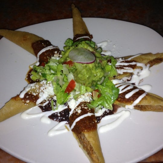 11/6/2012 tarihinde david l.ziyaretçi tarafından T&amp;T Tacos &amp; Tequila'de çekilen fotoğraf