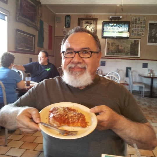 10/3/2012にDavid G.がTony Di Maggio&#39;s Pizzaで撮った写真