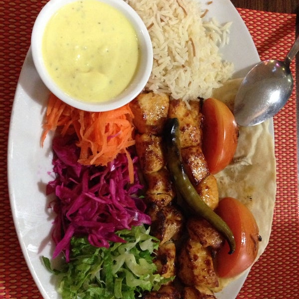 Foto diambil di Marmaris Restaurant oleh Mehmet C. pada 11/12/2013