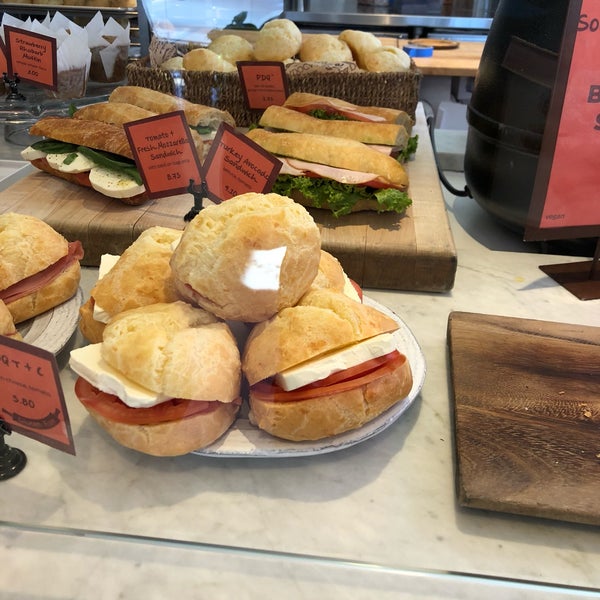 Foto tirada no(a) Padoca Bakery por Suyash S. em 4/26/2018
