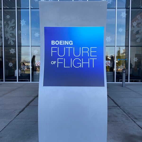 Foto diambil di Future of Flight Aviation Center &amp; Boeing Tour oleh Suyash S. pada 12/29/2019