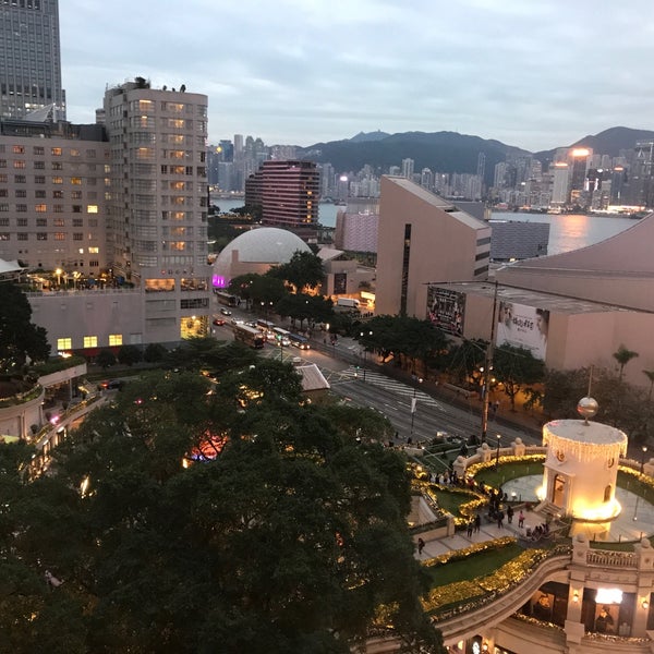 Photo taken at Marco Polo Hongkong Hotel by werner s. on 12/9/2018
