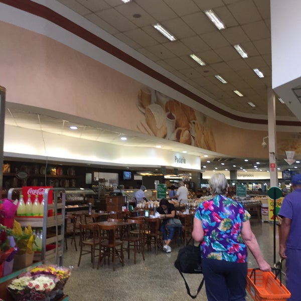 Foto scattata a Sonda Supermercados da Weruska C. il 3/14/2019