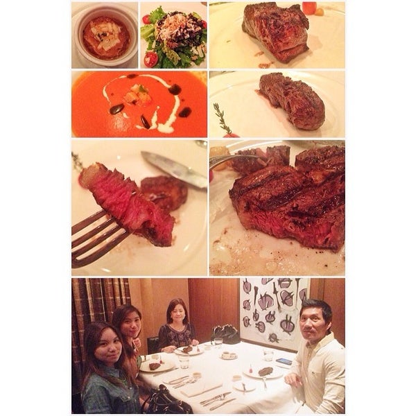 2/13/2014 tarihinde Pamela U.ziyaretçi tarafından Elbert&#39;s Steak Room'de çekilen fotoğraf