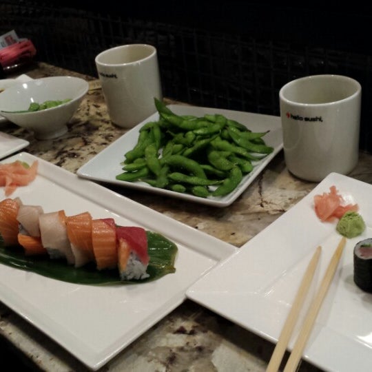 Суши sake. Суши батон. Батон суши. Суши батон. Суши и роллы.