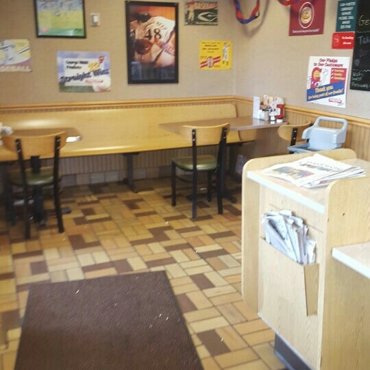 b Restaurants Diner in Waukesha