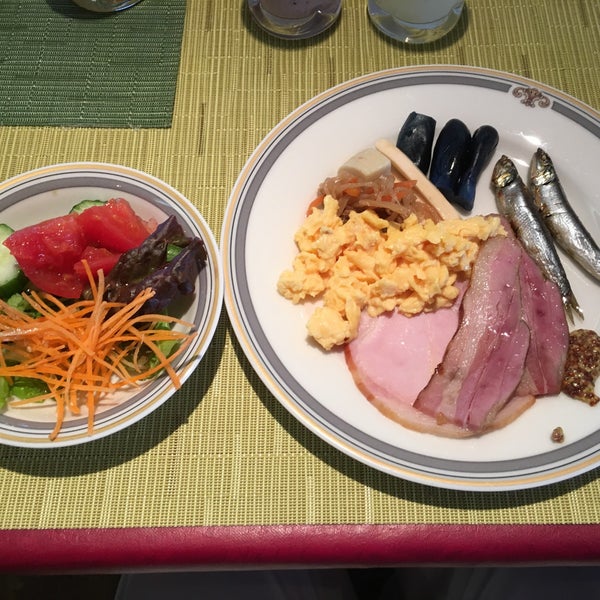 Fotos En シェラトングランデ東京ベイ 12階 Summit Ahora Cerrado 浦安市 4 Tips De 70 Visitantes