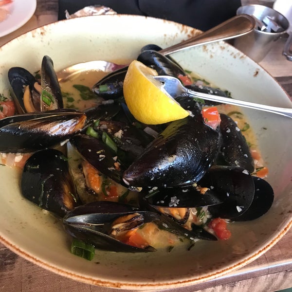 Spindleshanks (Now Closed) 6873 North Lake Blvd