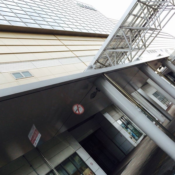Fotos En 新青森駅西口駐車場 119 Visitantes