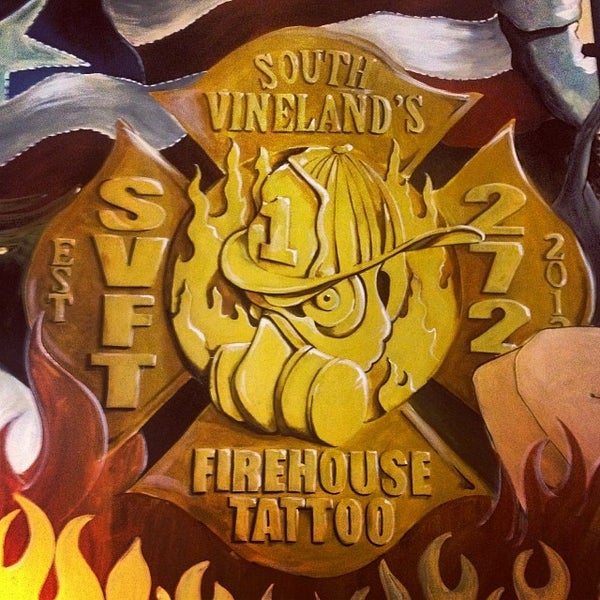 Foto scattata a South Vineland&#39;s Firehouse Tattoo da Matt K. il 2/1/2014